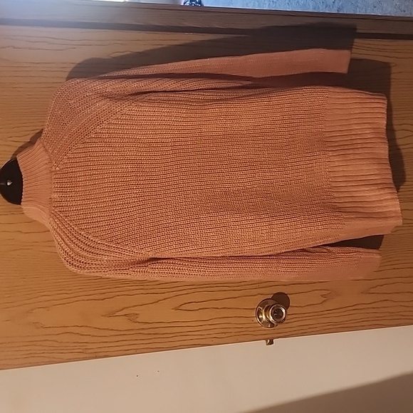 Nwt. Arizona Jeans Sweater - Picture 3 of 3